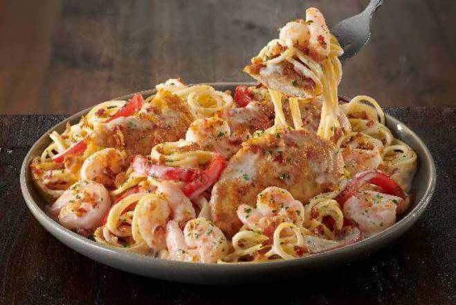 Chicken and Shrimp Carbonara