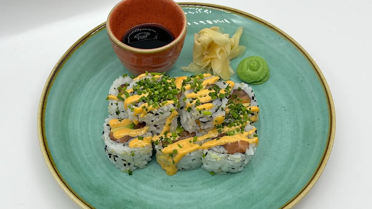 Salmon Roll