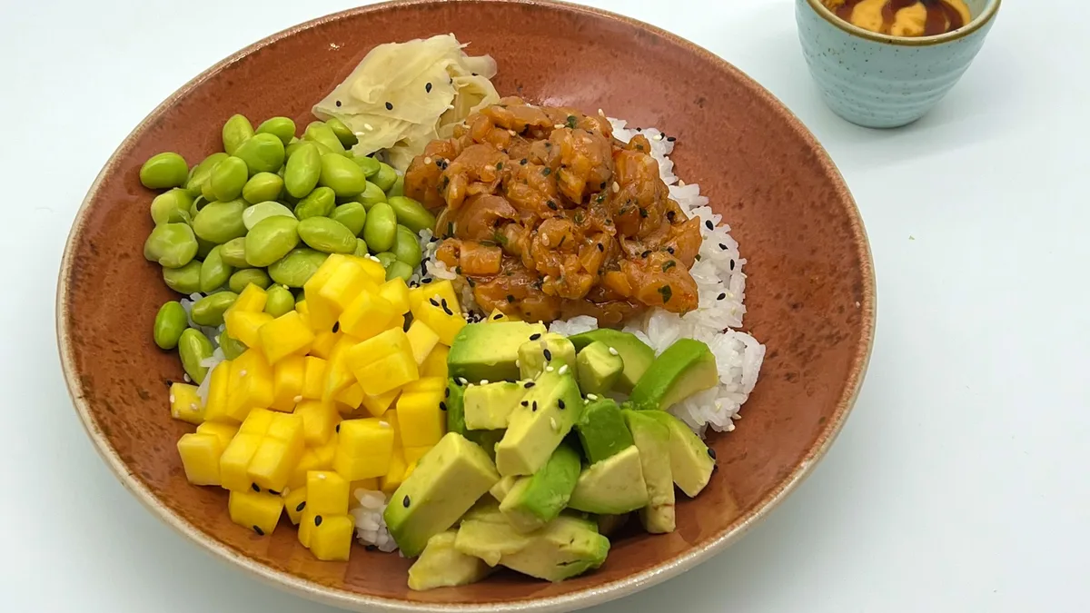 Spicy Salmon Tartar Bowl