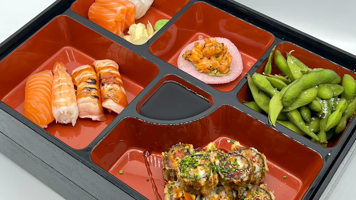 SUSHI BOX - 20 PCS