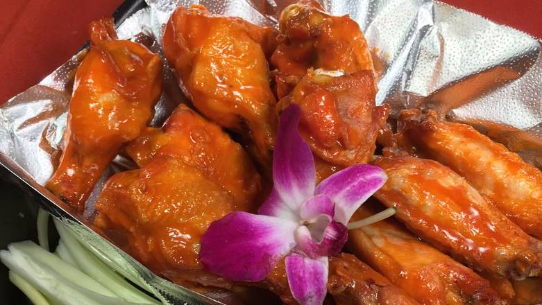 12 Buffalo Wings