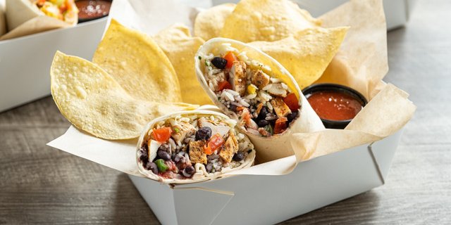 Grande Fajita Chicken Burrito Box