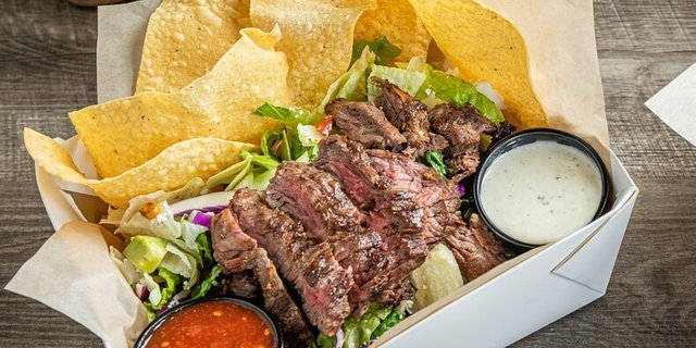 Steak Fajita Salad Box