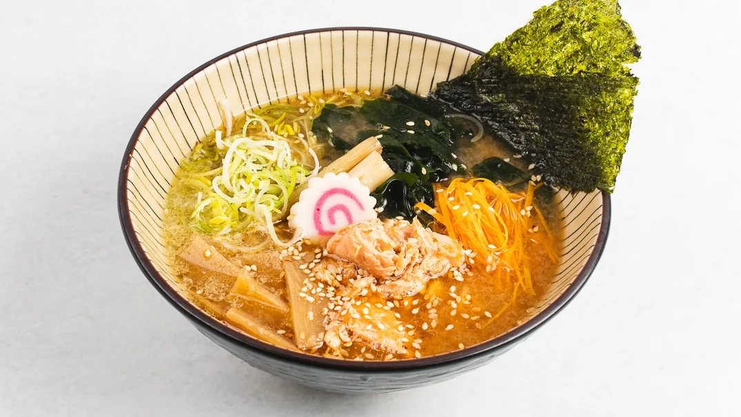 Curry ribji ramen