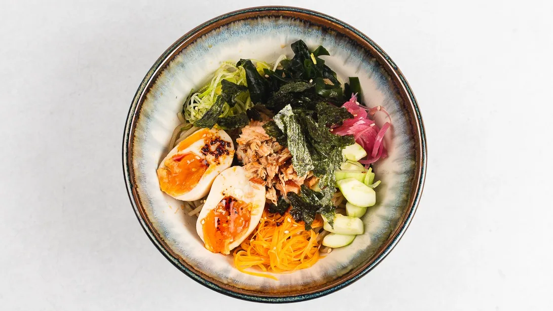 Ribja ramen solata