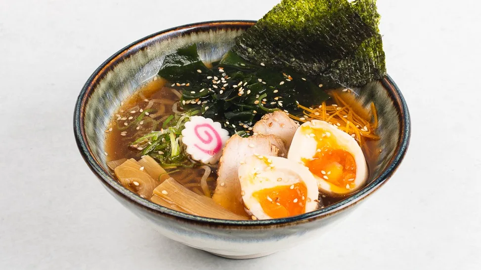 Shoyu mesni ramen