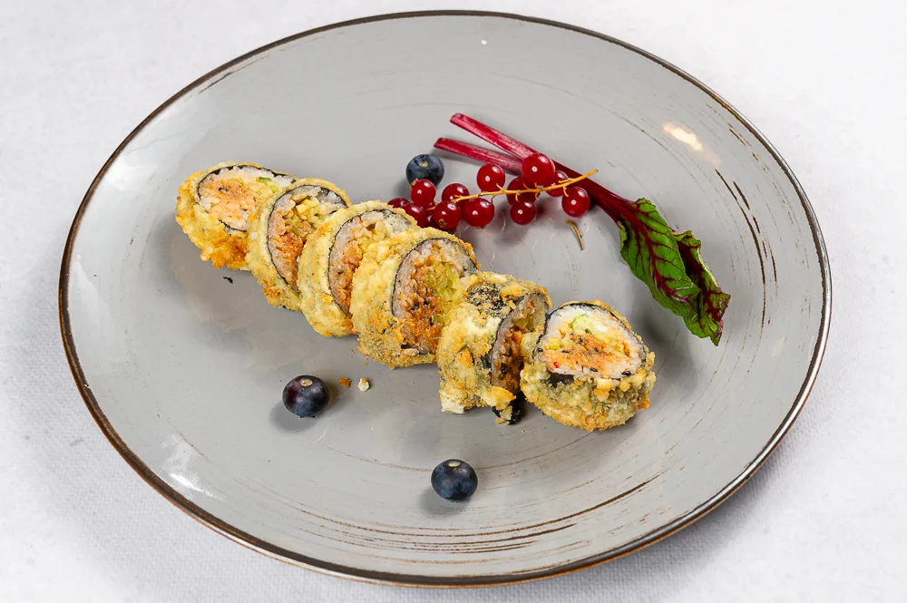 Futomaki Spice Tatar (cała rolka w panko)
