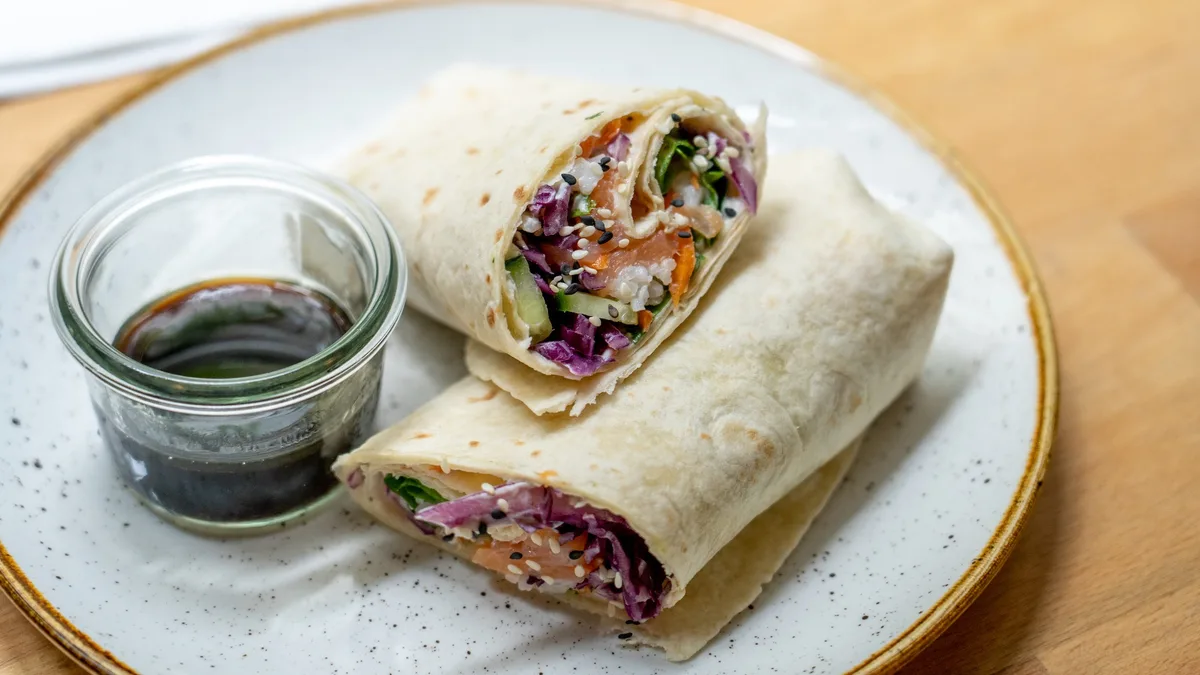 Salmon Poké Roll