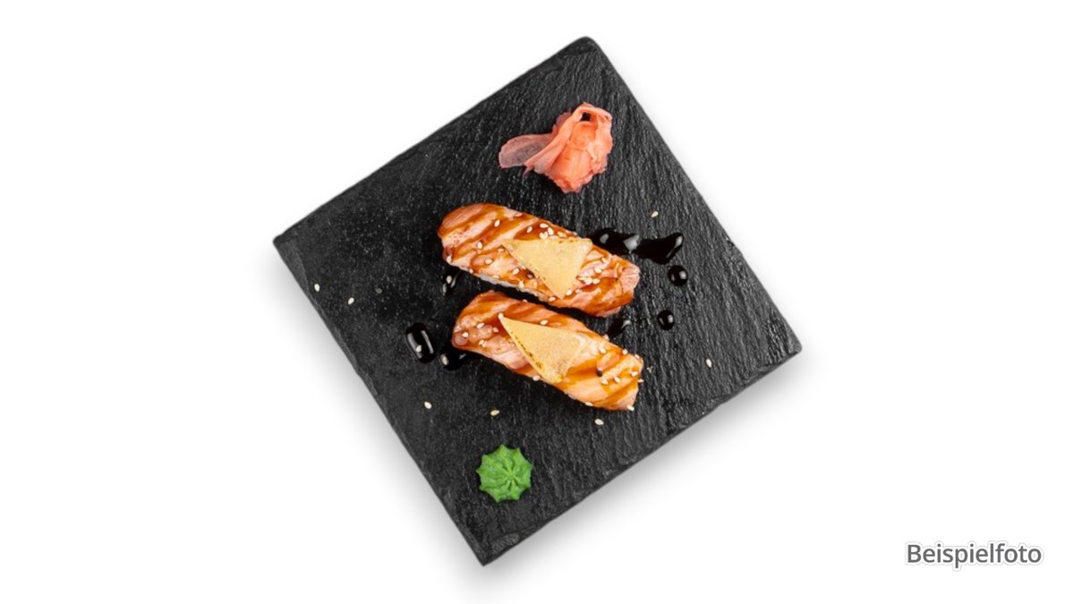 100. Flambierter Lachs