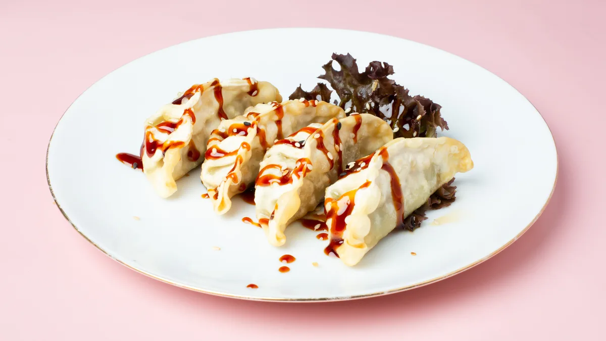 4. Frittierte Teigtaschen