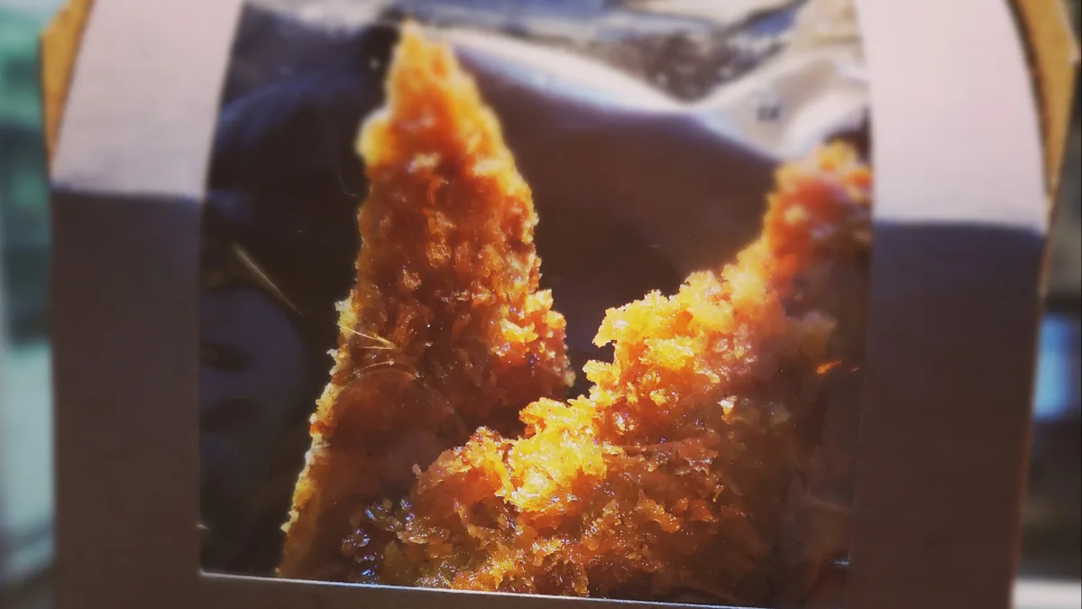 3 db ropogós-fűszeres csirkeszelet (3 pieces crispy chicken)