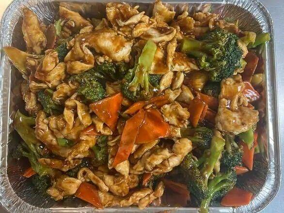 chicken broccoli ( party tray)