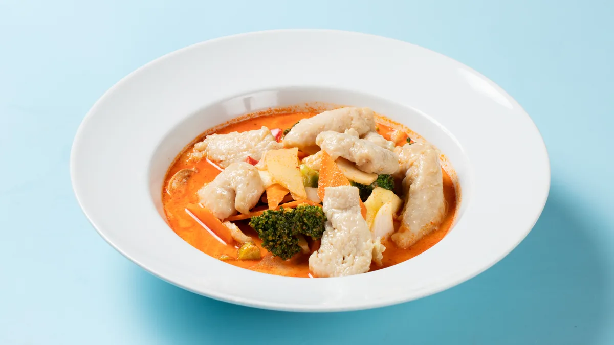 Thai Kylling i Rød Karri m/ Kokosmelk