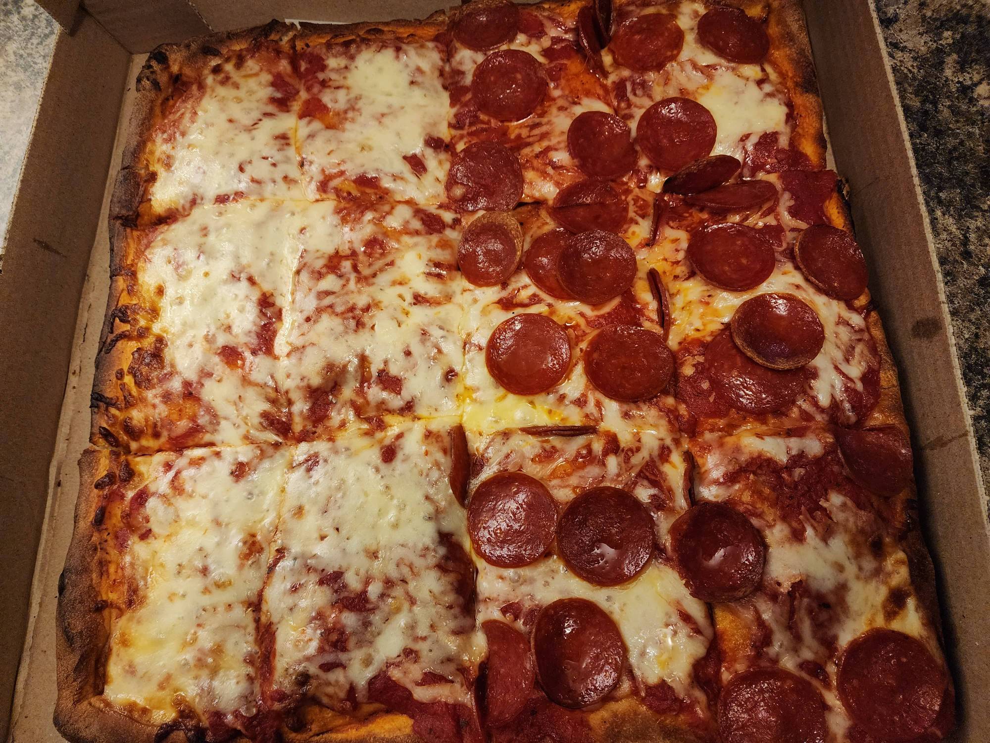 Large Sicilian Pan Pizza 16"