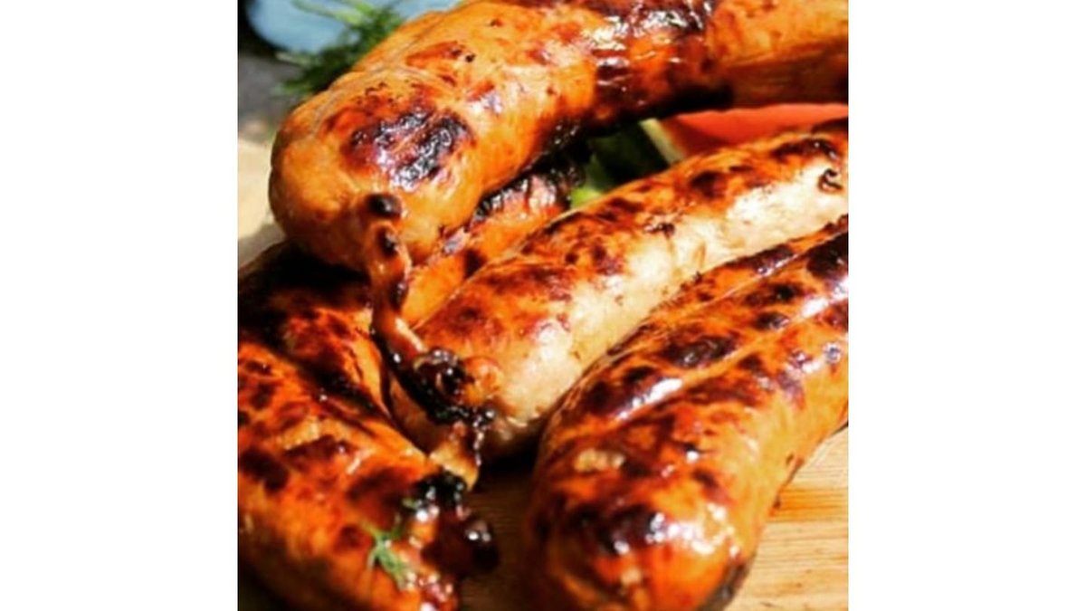 Колбаски мясные (4шт)