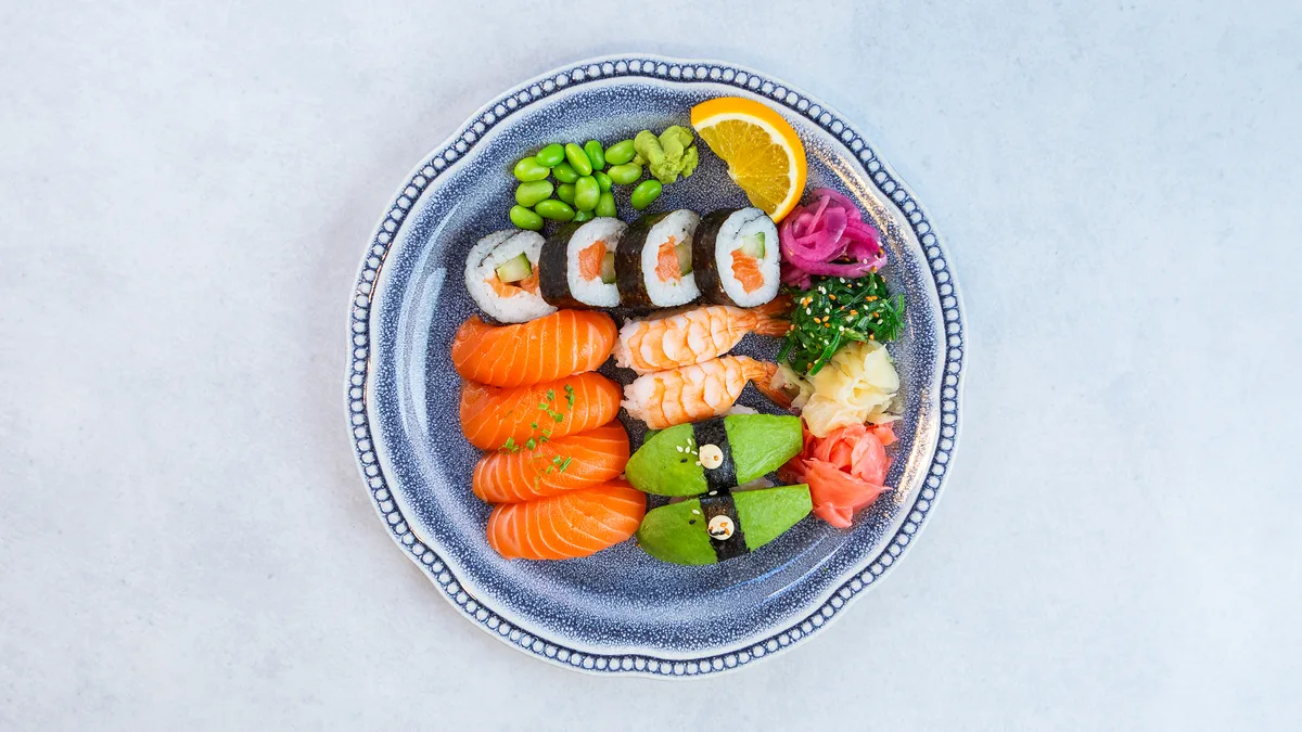 Sushi - 16 Bitar