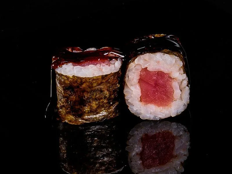 Maki z tuńczykiem