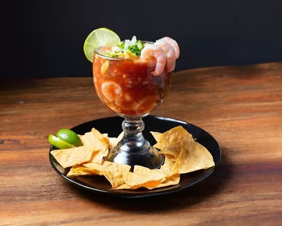 Shrimp Cocktail w avocado