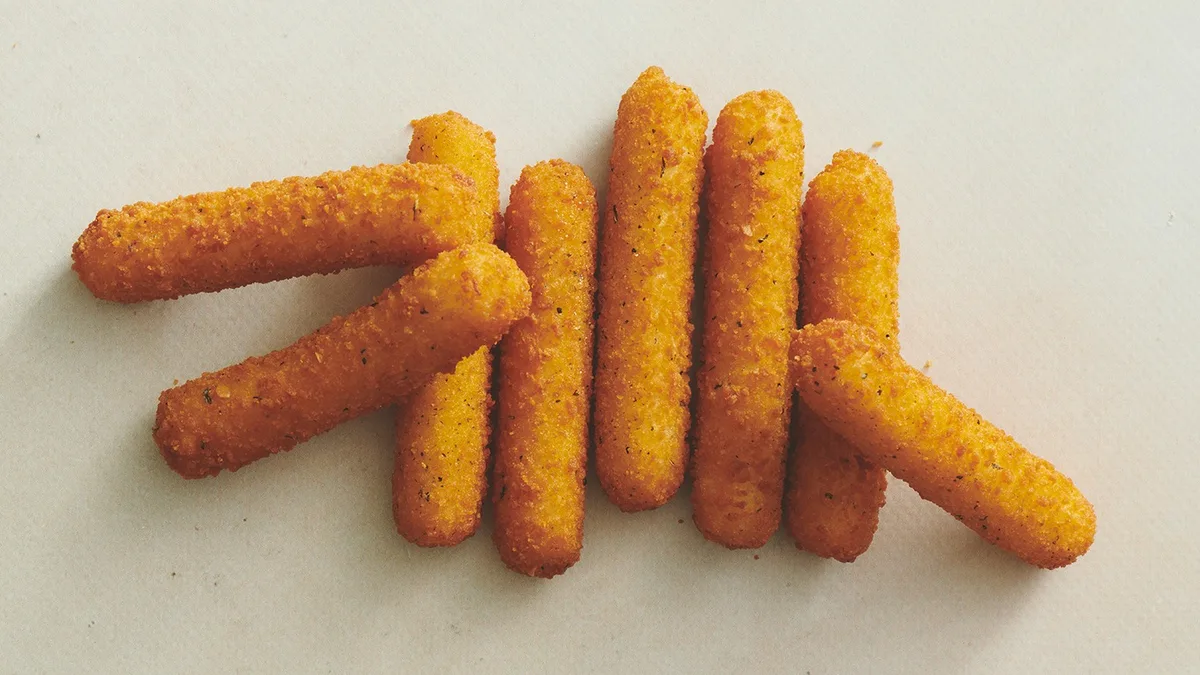 Mozzarella sticks (8 stk)