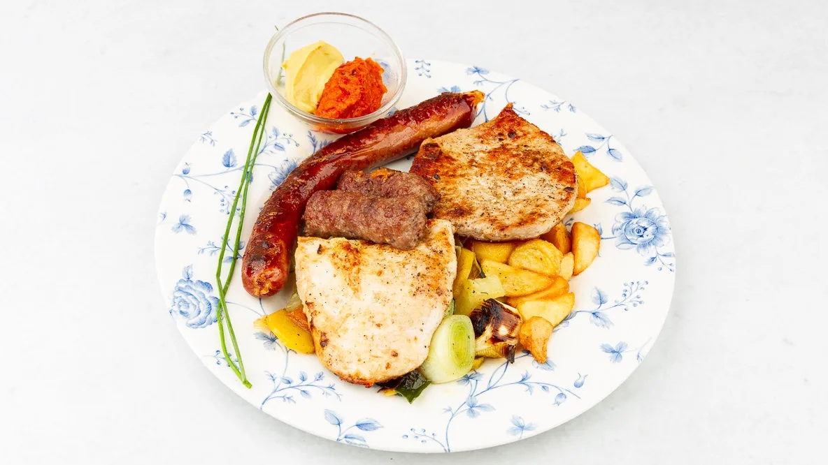 Grilled mixed meat