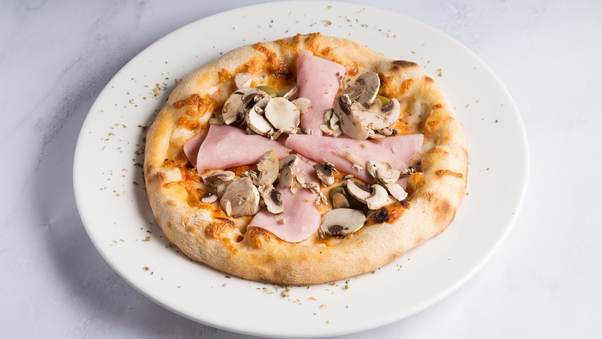Capricciosa pizza 24cm