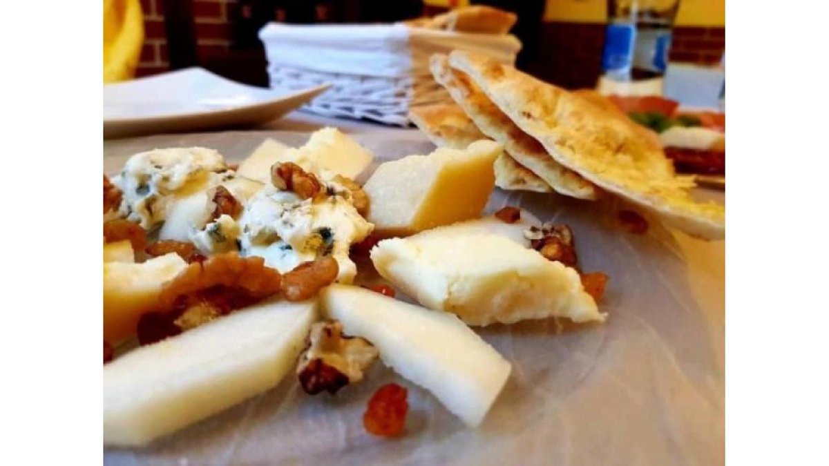 Assaggio di formaggi