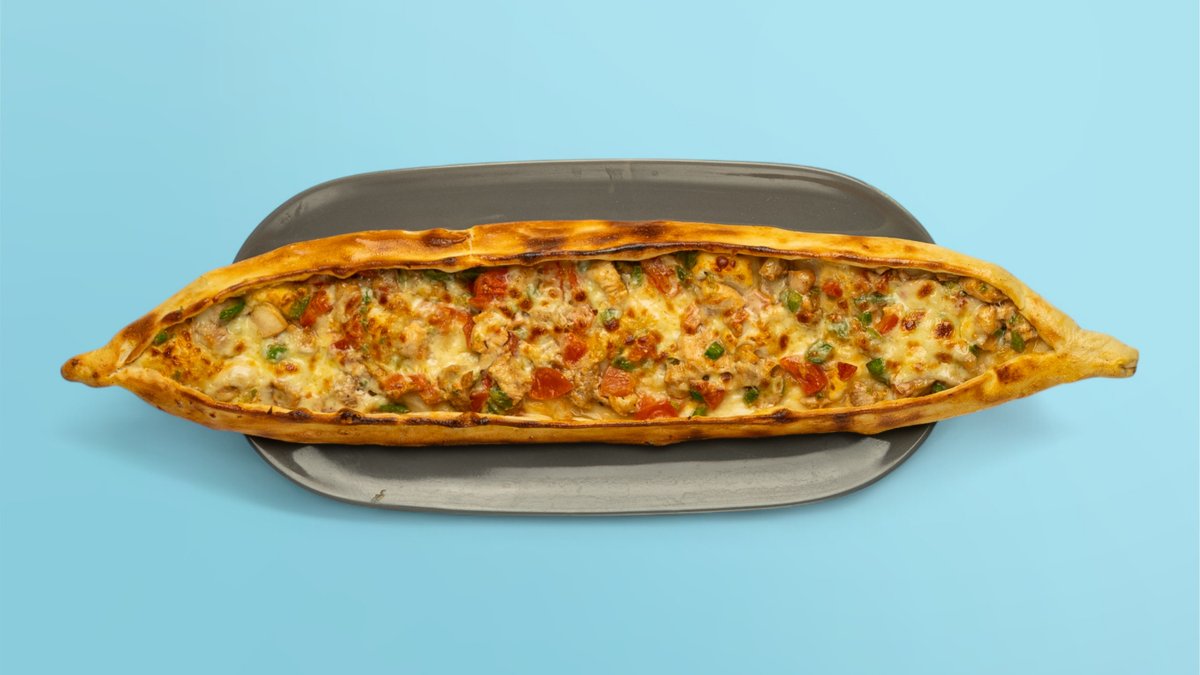 Pie with chicken and cheese