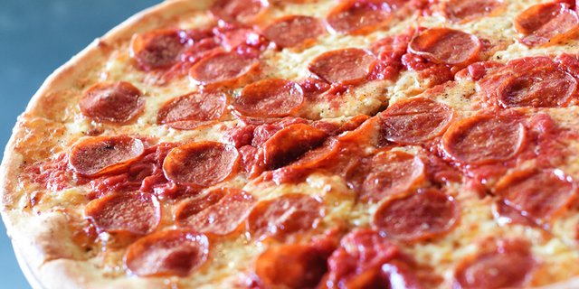 12" Gluten-Free Pepperoni Pizza