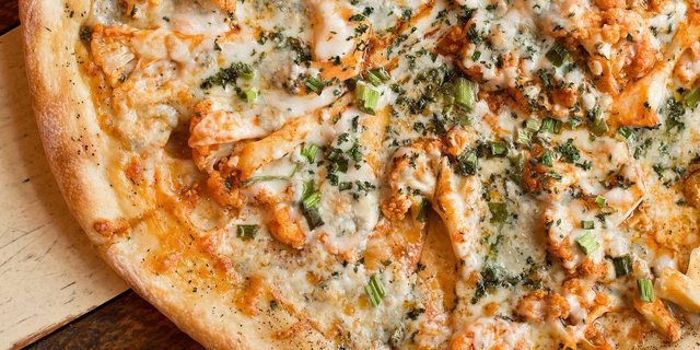 Buffalo Cauliflower, Scallion and Blue Cheese Pizza