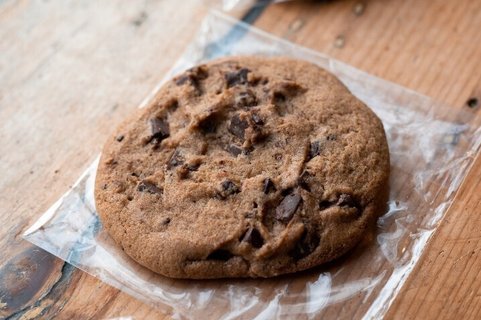 House-Made Chocolate Chunk Cookie