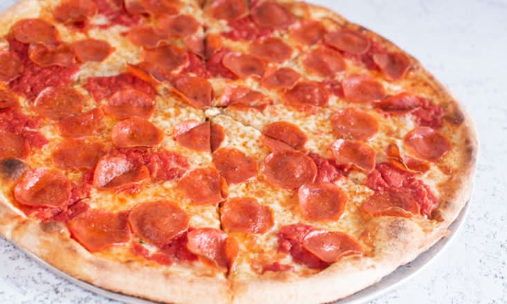 Small DD Pepperoni Pizza