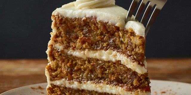 Carrot Cake Slice