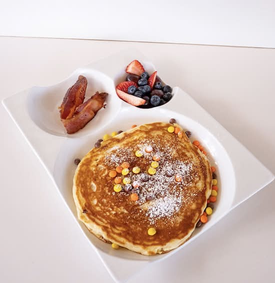 Kids Reese’s Pieces Pancake