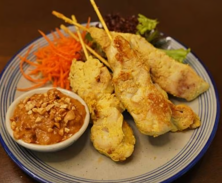 Satay Chicken Skewers (x4)