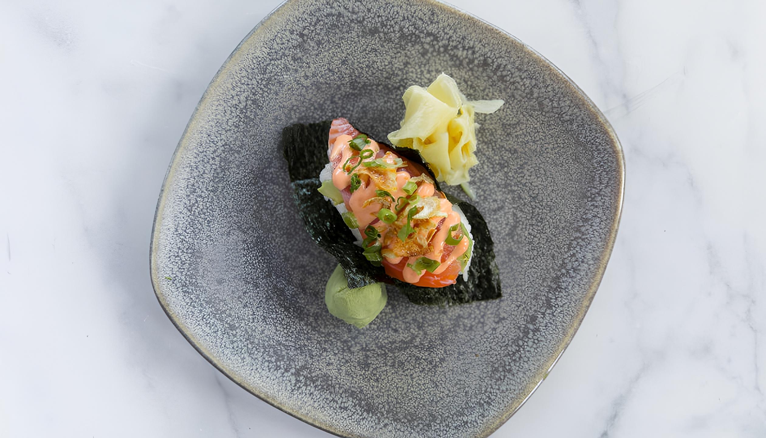 Sashimi Hand Roll | Salmon*