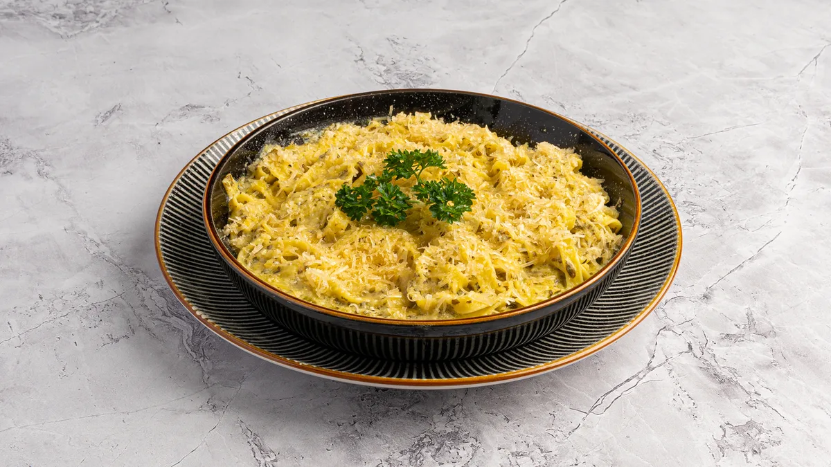 Pesztós tagliatelle