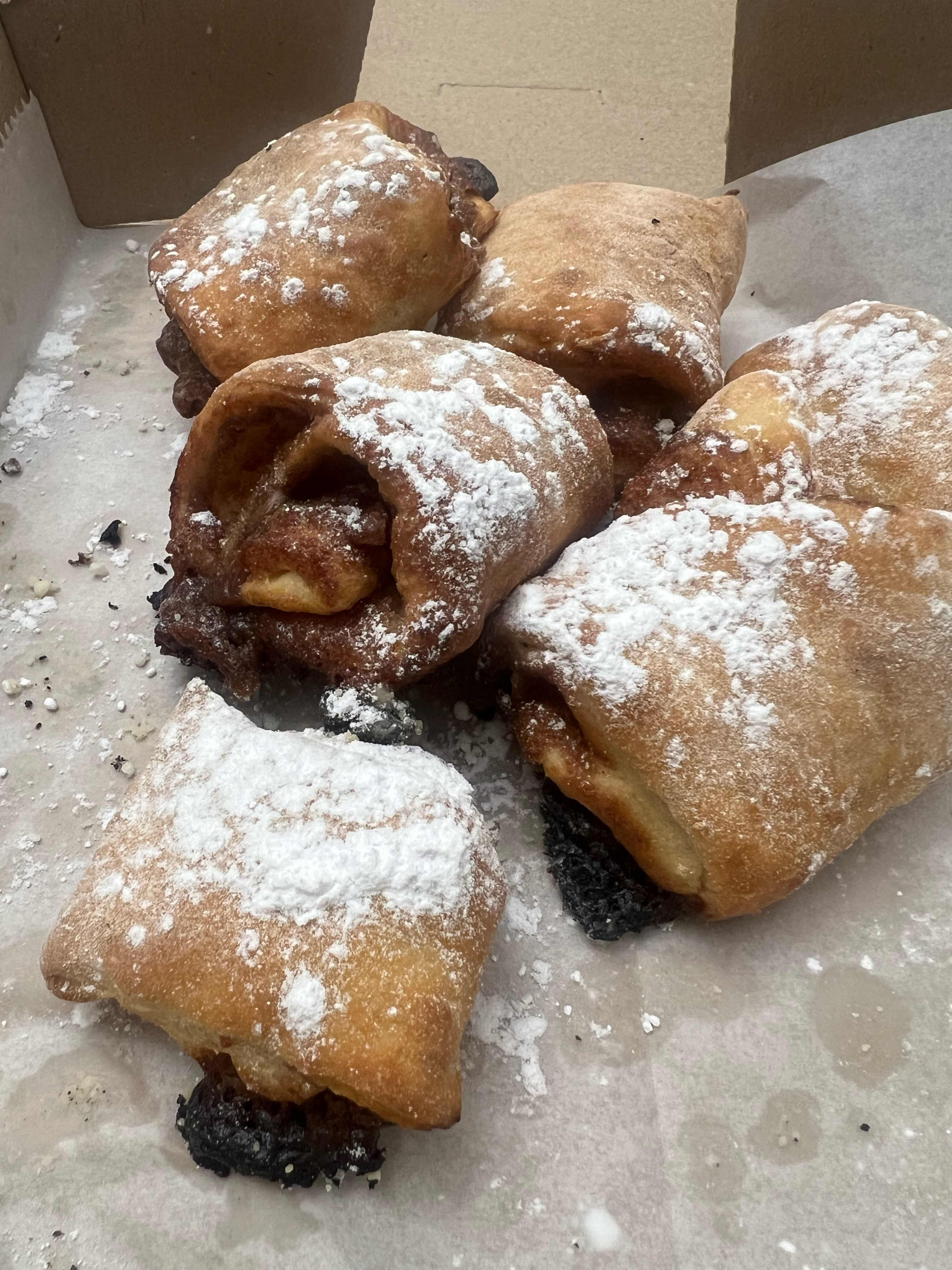 Cinnamon Roll (6 Pieces)