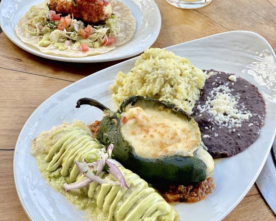 Sabor de Tres Mariscos
