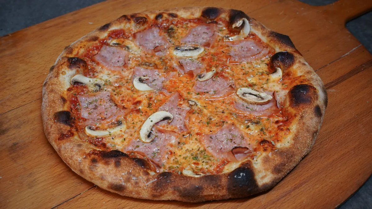 Capricciosa 42cm