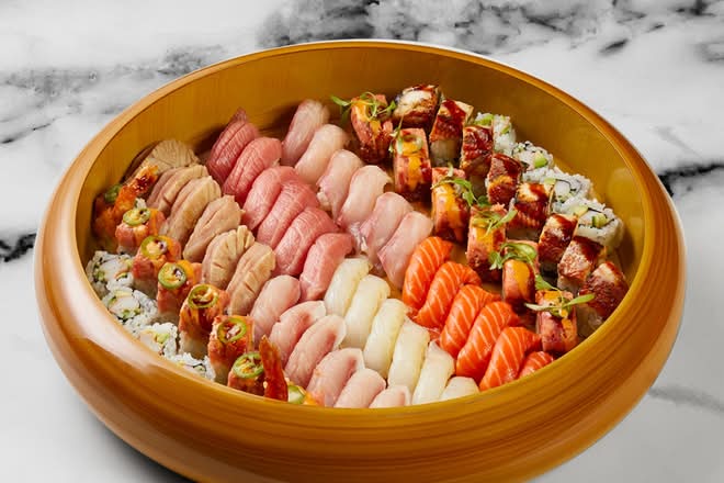 Nigiri and Roll Deluxe (36 Nigiri, 4 Rolls)