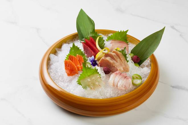 Sashimi Deluxe (18)