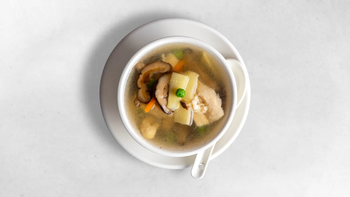 [16] Hühnersuppe
