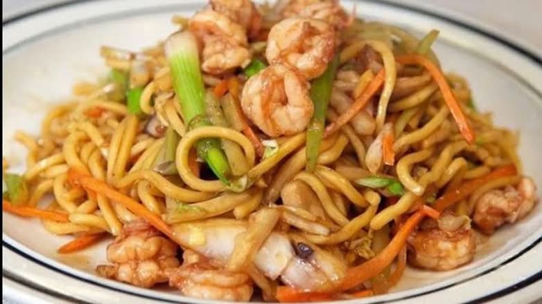 Shrimp Lo Mein Tray/虾捞面盘