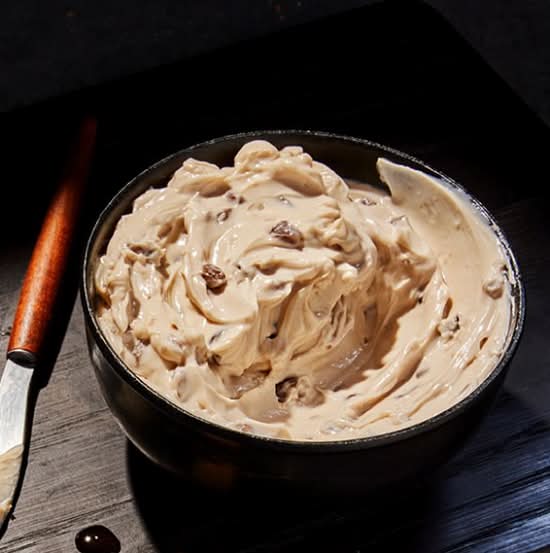 Honey Walnut Cream Cheese Spread – Tub 8 oz