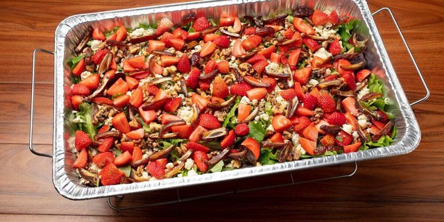 Strawberry and Date Salad