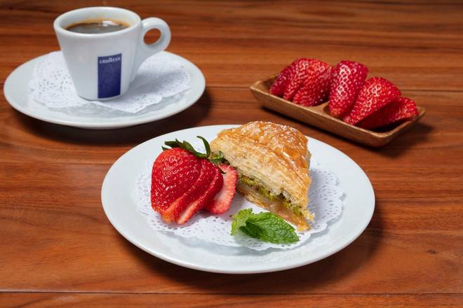 Homemade Pistachio Baklava Side (1pc)