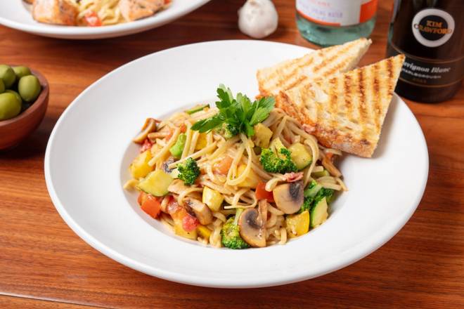 Vegetable Linguine (PASTA ENTREES)