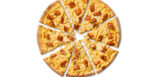 Buffalo Mac and Cheese Pizza