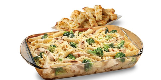 Chicken and Broccoli Alfredo Family Meal