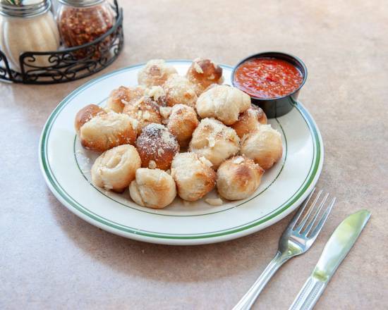 Garlic knots